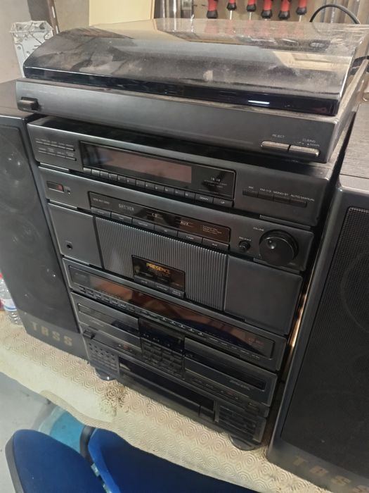 Aparelhagem Sanyo Presence e Sony