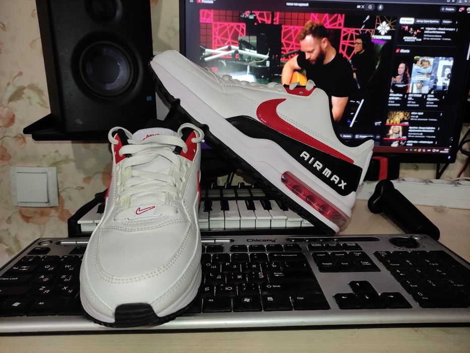 Nike Air max 41 size white/red