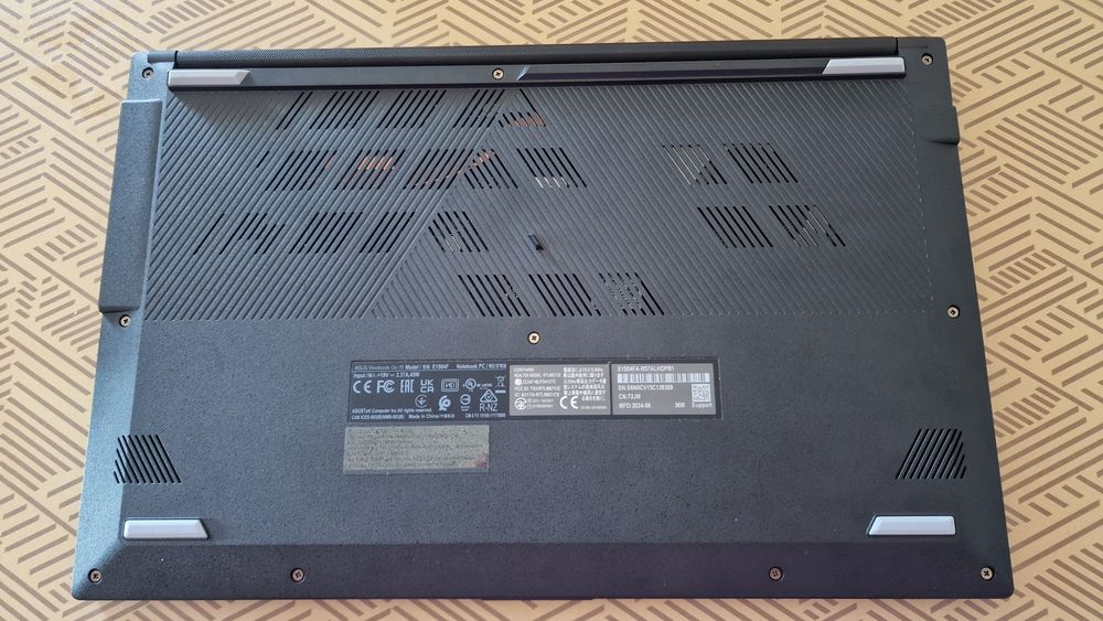 ASUS Vivobook Go E1504FA - Como Novo