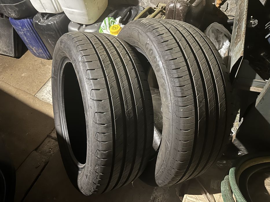 Goodyear 225 55 r17 23рік стан Нові