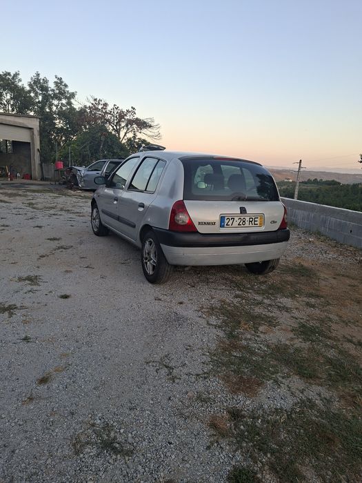 Renault clio 2 Phase 1 1,9 turbo diesel 5 portas bom estado mecanica
