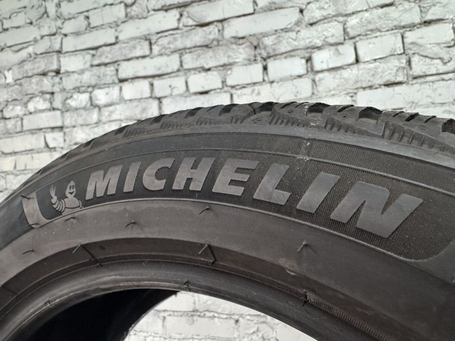 Зимові шини Michelin 225/50 r17