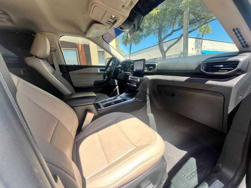 2020 Ford Explorer Limited