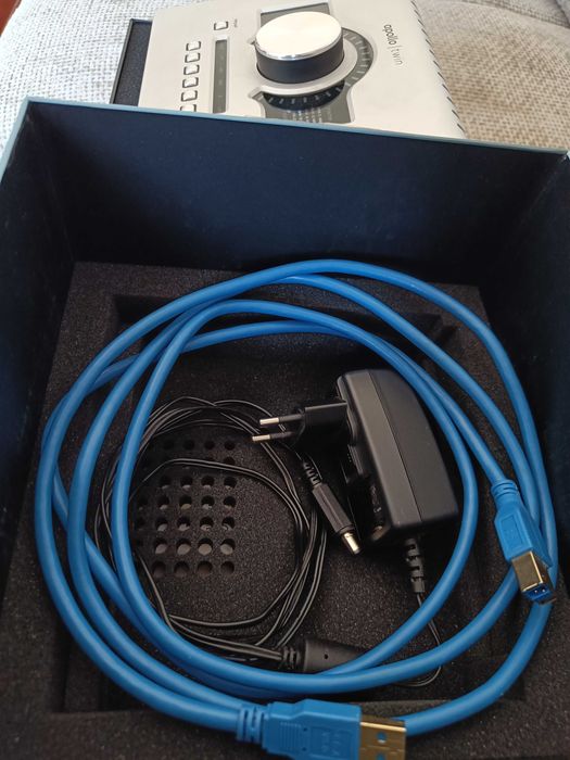 Universal Audio Apollo Twin USB (2 core DSP)