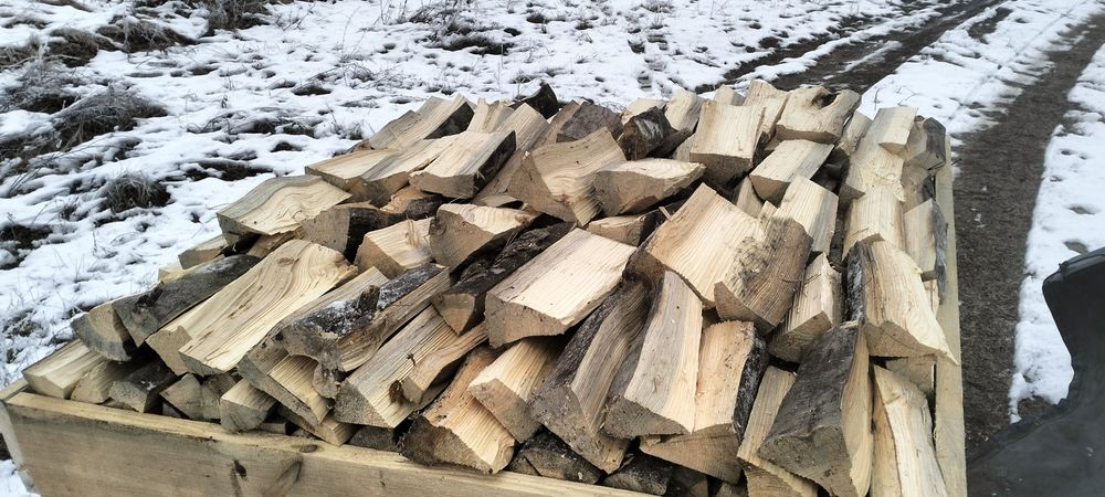 Рубані сухі соснові дрова