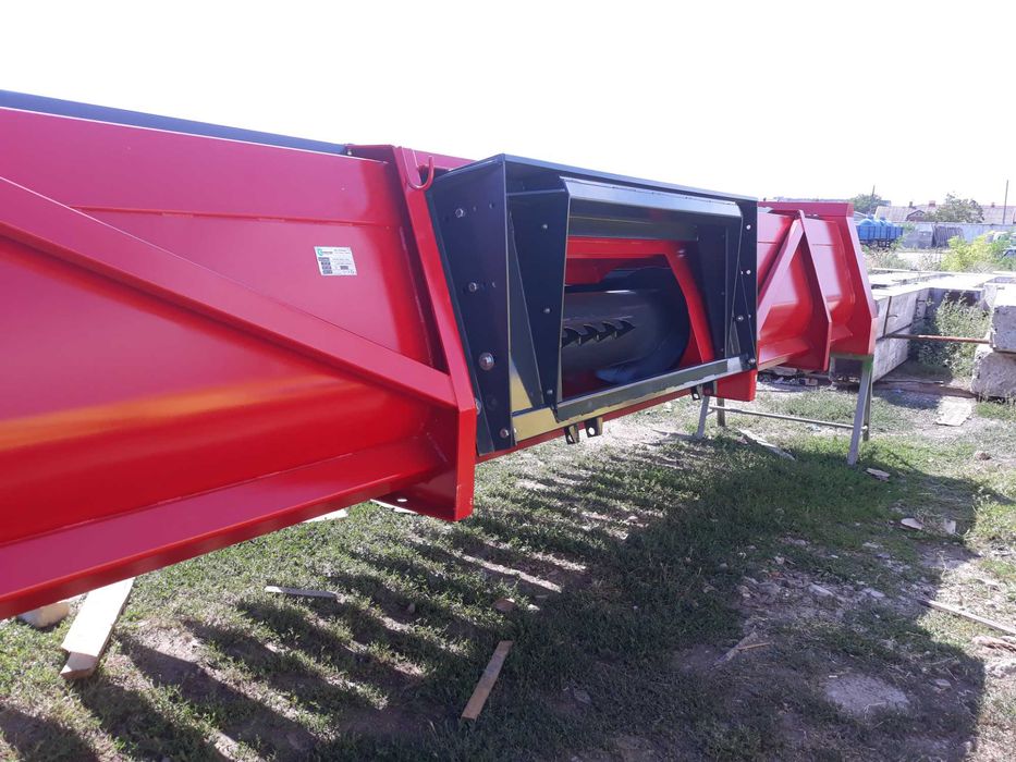 Жатка для соняшника UNICORN. Жатка для  подсолнечника ЖСН-6\7,4\9,1