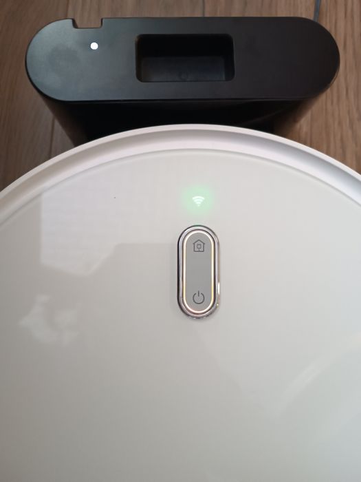 Robot sprzątający Setti RV 500 z wifi