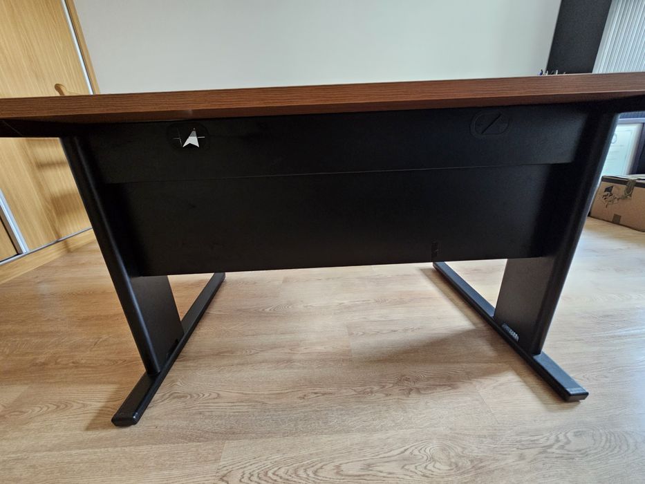Secretária de escritório 120 × 80 cm com gaveteiro