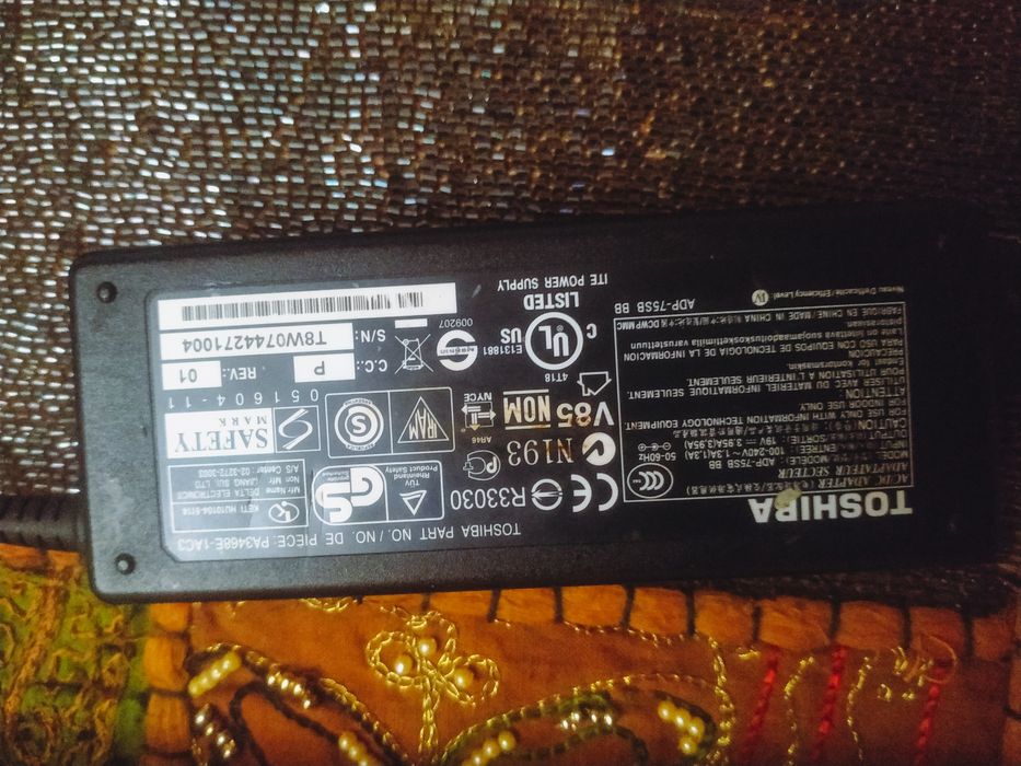 Ноутбук Toshiba Satellite L40