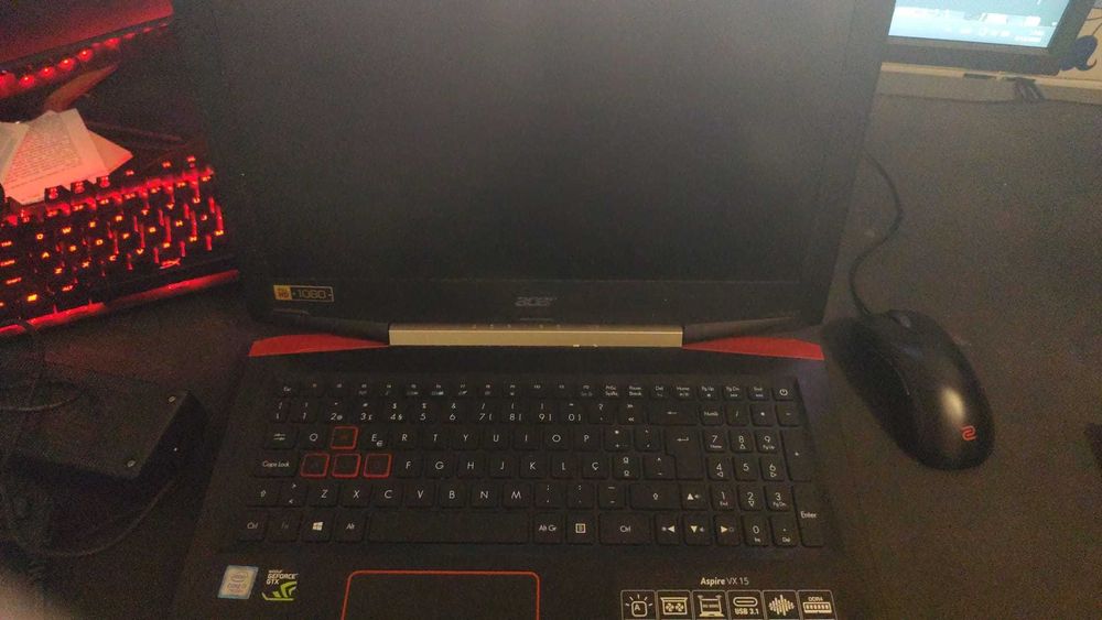 portatil Aspire vx15