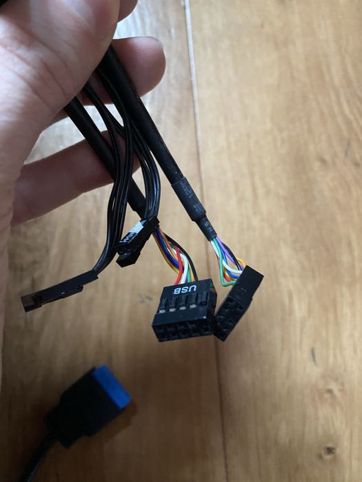 Корпус для ПК Vinga Ghost