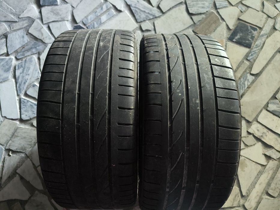 2 pneus 235/35/19 Bridgestone