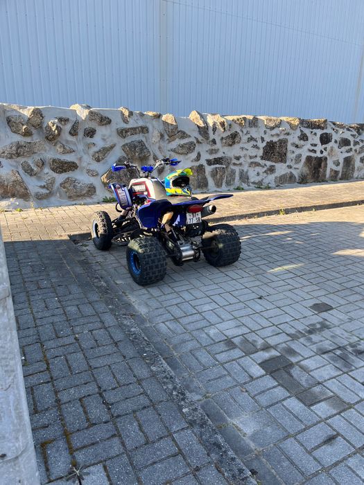 Yamaha raptor 660