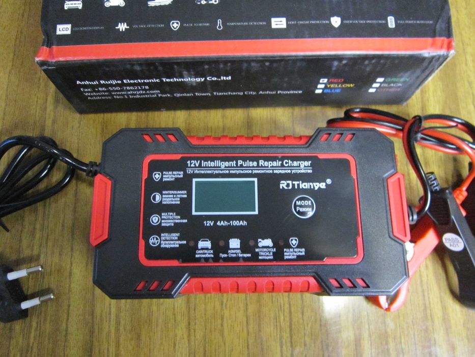 Зарядное устройство 12в 6А для аккумуляторов. RJTianye