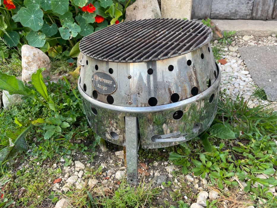 Grade / tigela de fogo, Atago