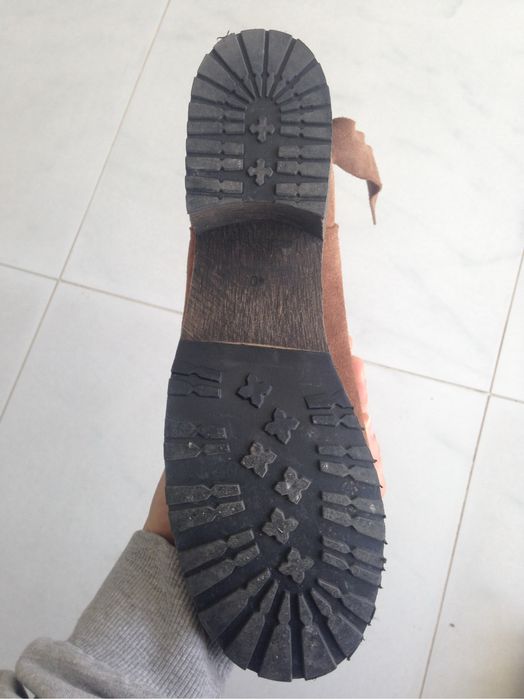 Botim em Pele..muito confortável!