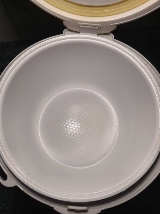 Мультиварка ROTEX RMC510-W