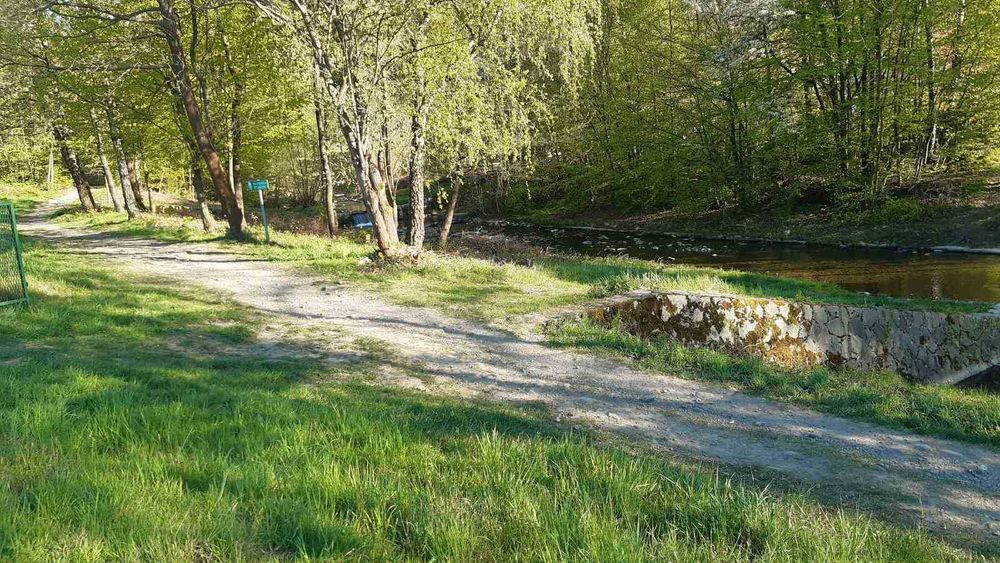 Działka rekreacyjna nad rzeką - Porąbka - łącznie 33 ar. - Więcej