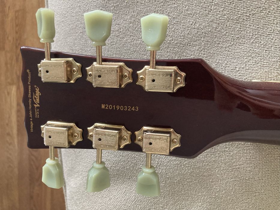 Vintage V100 (TSB) zmodowany (Gitara elektryczna) (Les Paul)