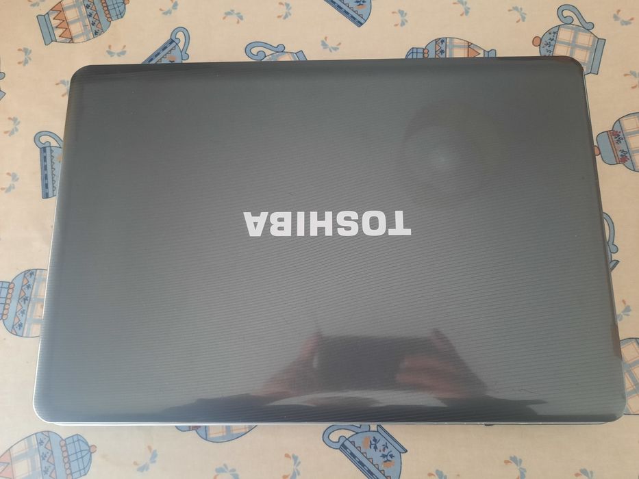 Portátil Satellite Toshiba L500, dois portáteis para peças.