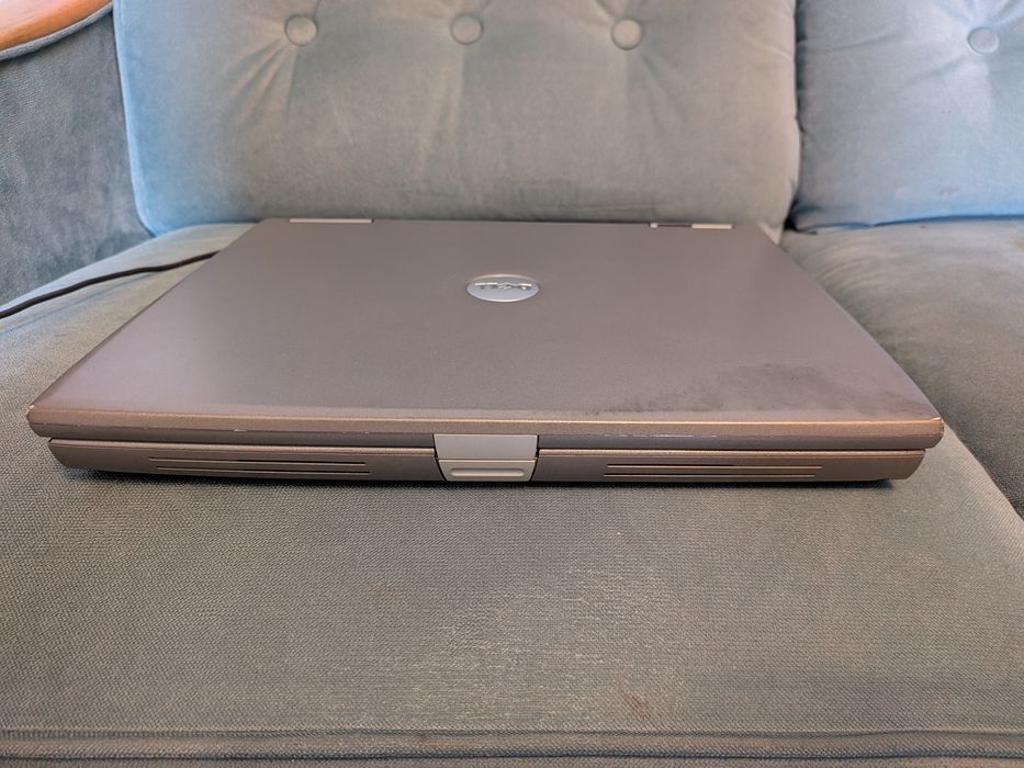 Dell Latitude D600  | Fizyczny COM & LPT | Win XP/98 | Do Retro i Serwisu