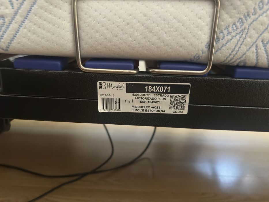Cama Articulada com comando e apoio