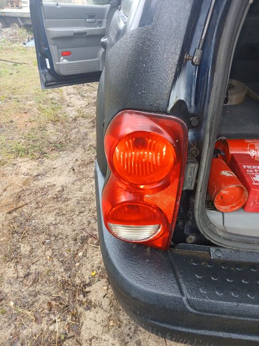 Dodge durango 2 na części