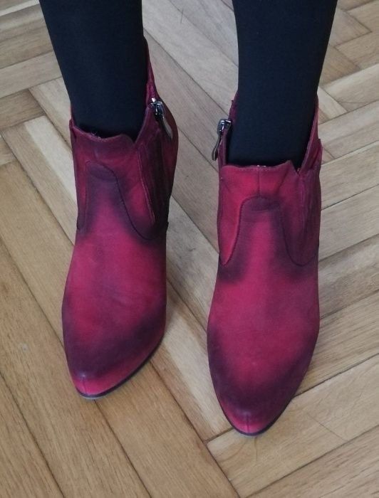 Skórzane buty botki na szpilce bordowe cieniowane nubuk Lasocki