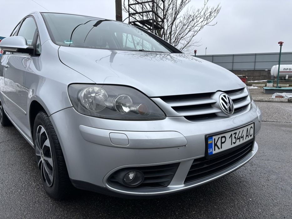 Volkswagen golf plus 1.6л