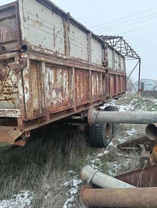 Прицеп     ПТС-9