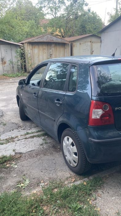Авто Volkswagen Polo 2004