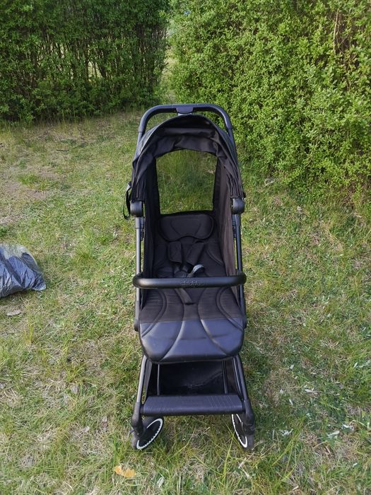 Wózek spacerowy kompaktowy lekki Skiddou Espoo plus