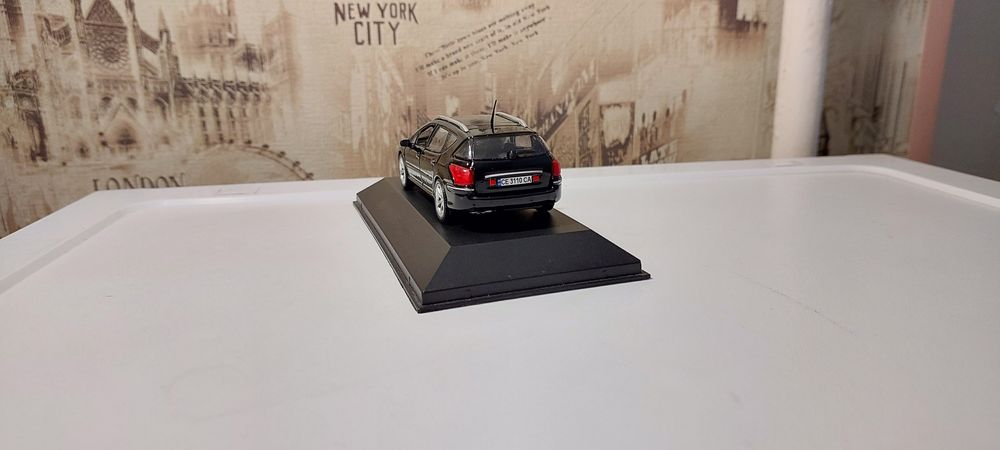 Модель 1:43, Пежо-407 SW