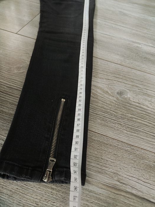Jeansy czarne r38
