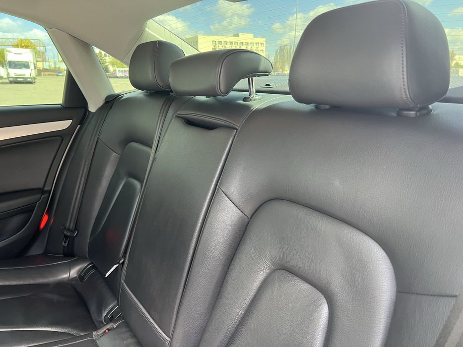 Audi A4 2012 Автомат