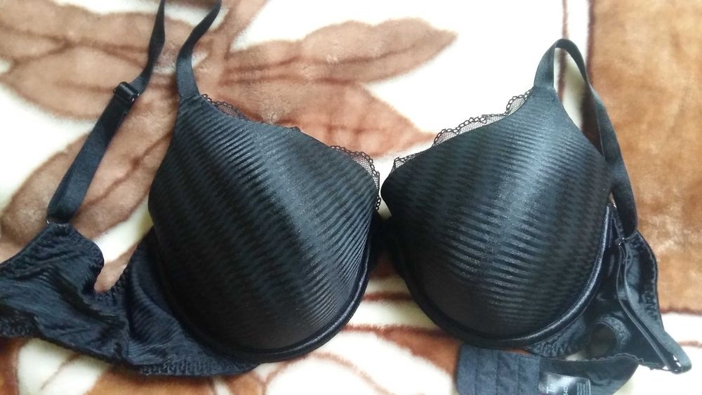 Biustonosz 75D TU miękki czarny błyszczący jak nowy