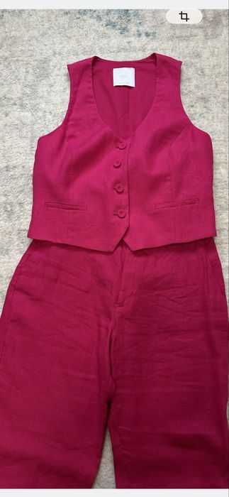 Жіночий льняний яскравий костюм