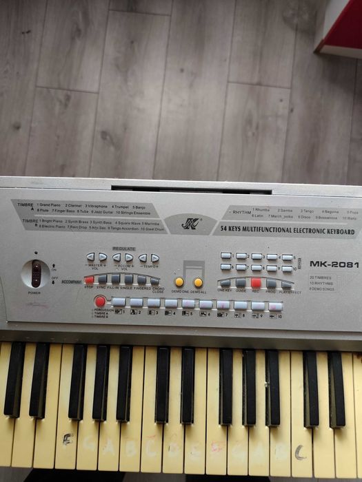 Детское пианино б.у