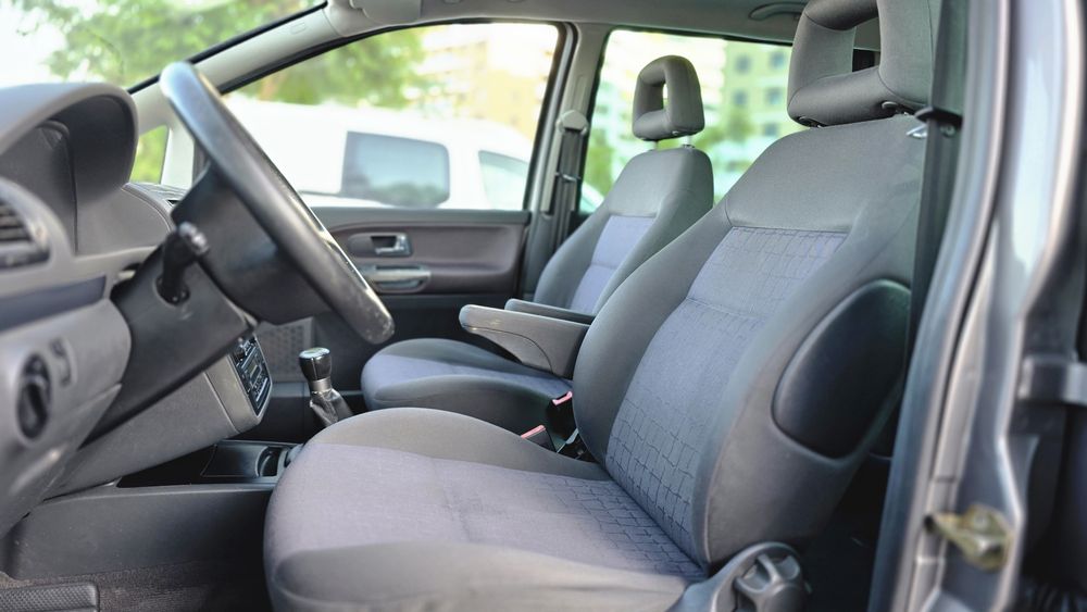 SEAT Alhambra — fotografia 5