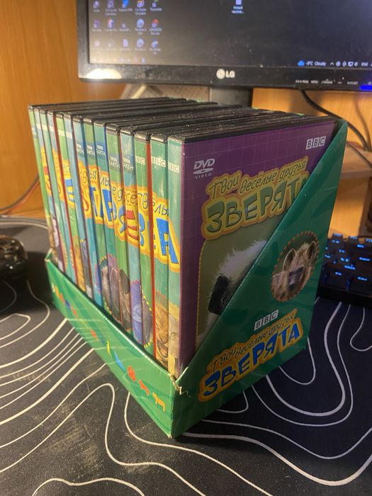 Колекція дисків "Твої веселі друзі звірята" (DVD)