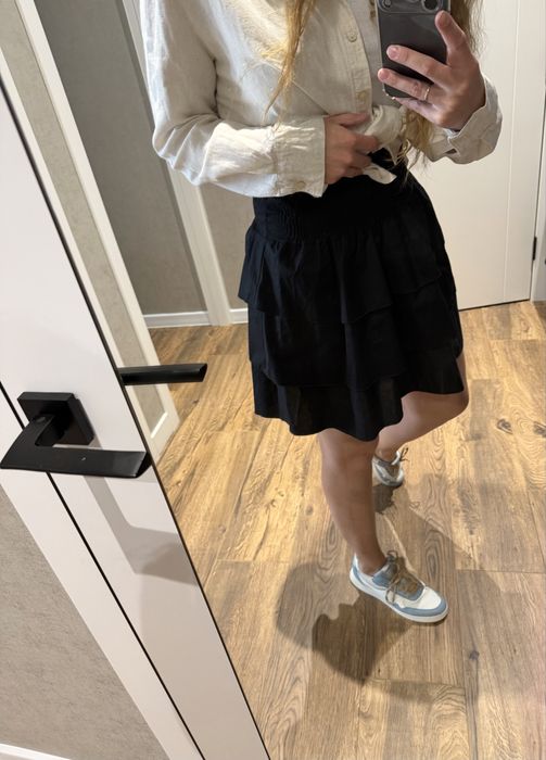 Нова чорна спідниця Boohoo, L