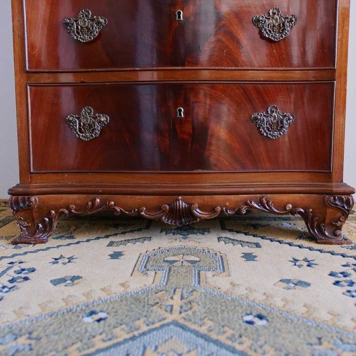 Móvel camiseiro em madeira de mogno