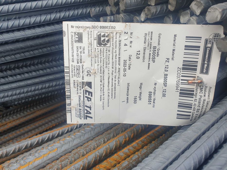 Drut żebrowany budowlany