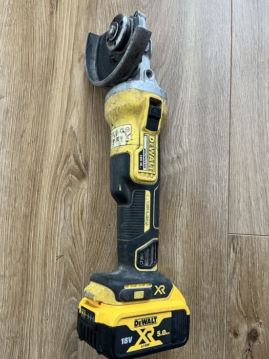 Szlifierka Dewalt DCG405 body