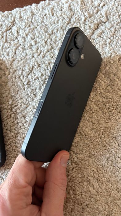 iPhone 16 - 256GB