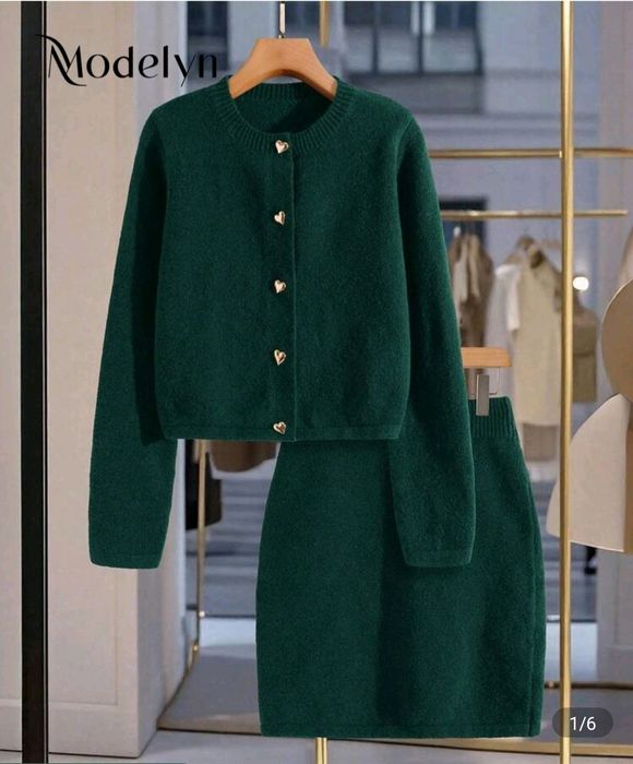 Komplet zimowy zielony sweterek+spódnica Shein