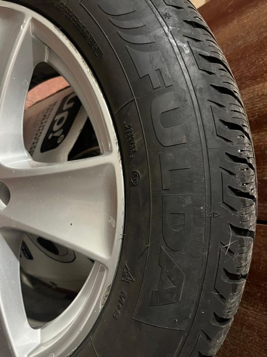 Продам резину на BMW e53,e70, докатка в подарок