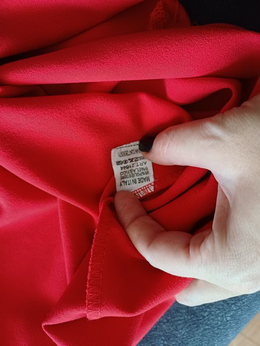 Sukienka ołówkowa na długi rekaw
