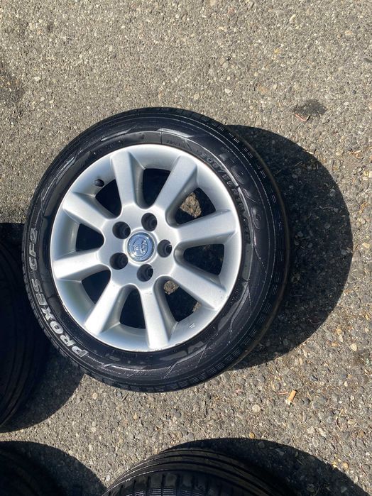 TOYOTA felgi 16"