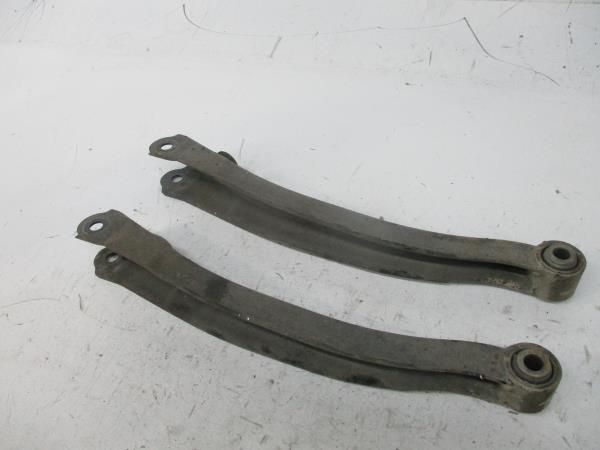 Braço de suspensão trás direito HYUNDAI Accent I (X3)